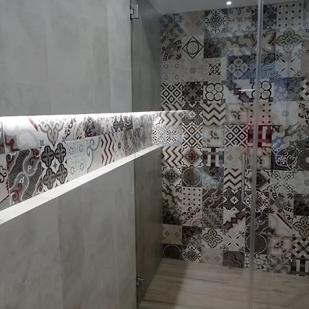 Giama Luxury Apartment *